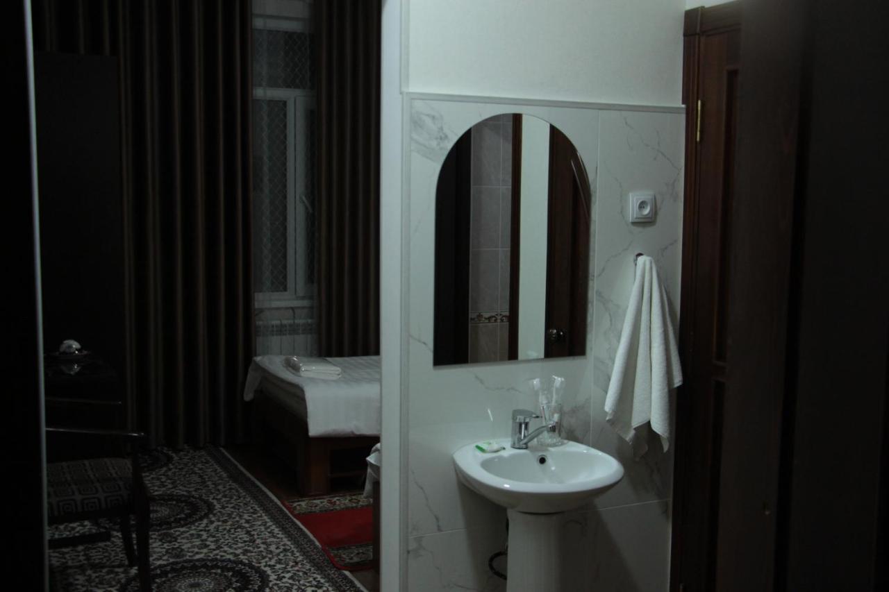 Hotel Avesto Tashkent Exterior photo